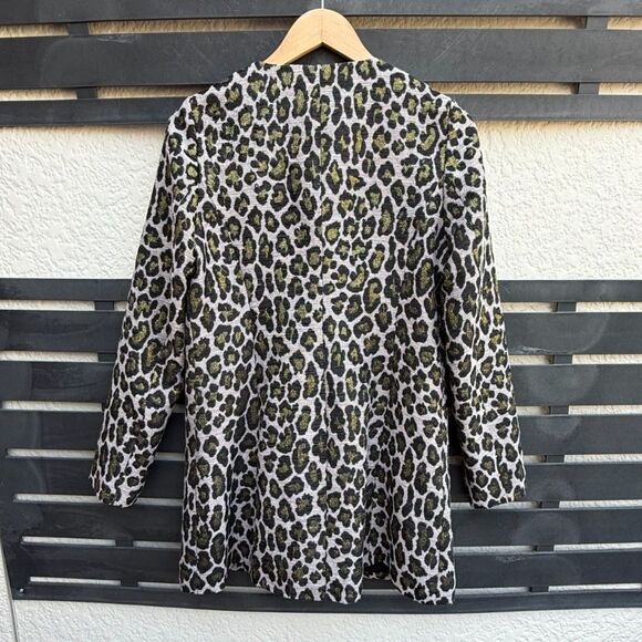Dolce Cabo Metallic Leopard Print Coat in Orchid Leopard | Medium - Picture 4 of 7